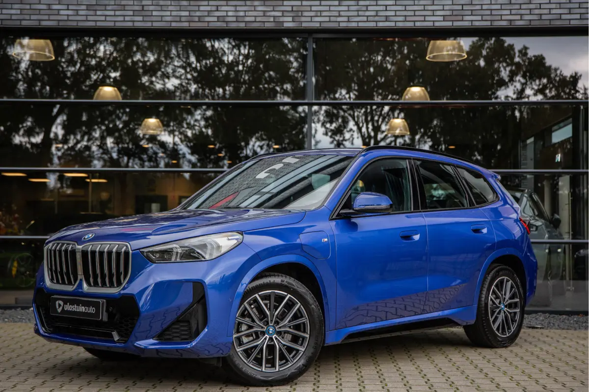 1.5 xDrive25e M-Sport , Navigatie, M-sportpakket, Achteruitrijcamera, Stoelverwarming,