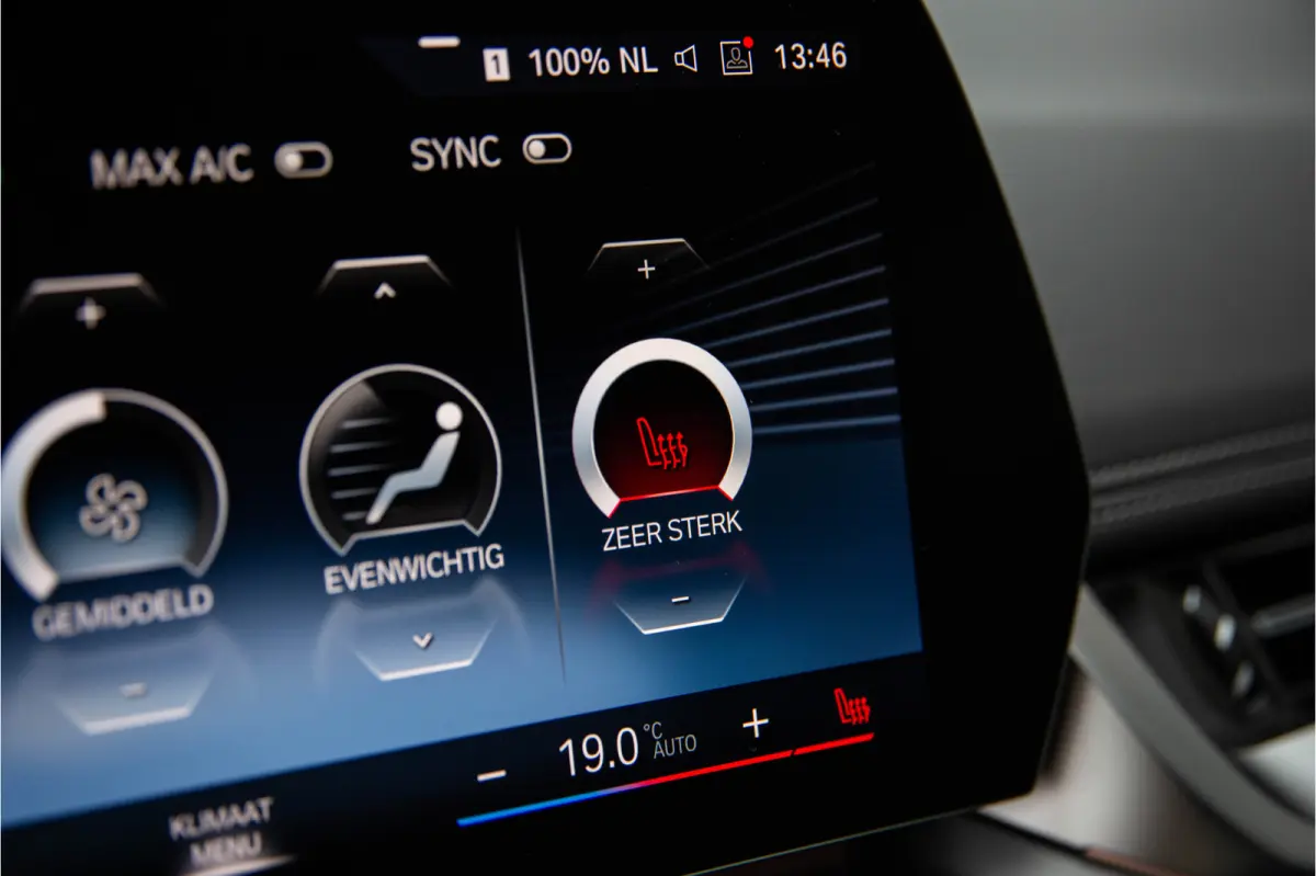 1.5 xDrive25e M-Sport , Navigatie, M-sportpakket, Achteruitrijcamera, Stoelverwarming,