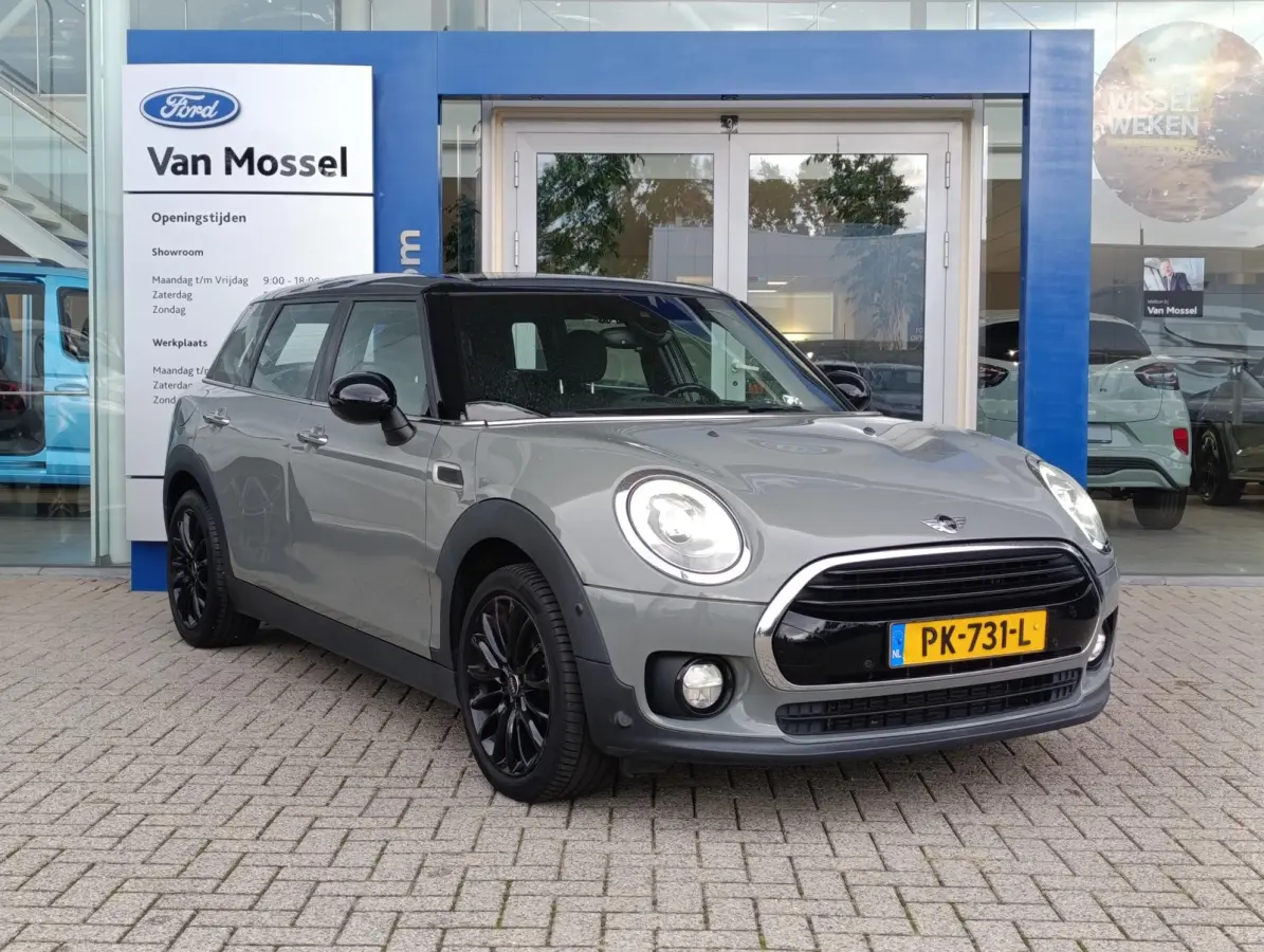 1.5 Cooper Chili Business Plus | BTW-auto | Stoelverwarming | Led-koplampen | Climate Control | Cruise Control | Navigatie | Automaat | Parkeersensoren voor+achter