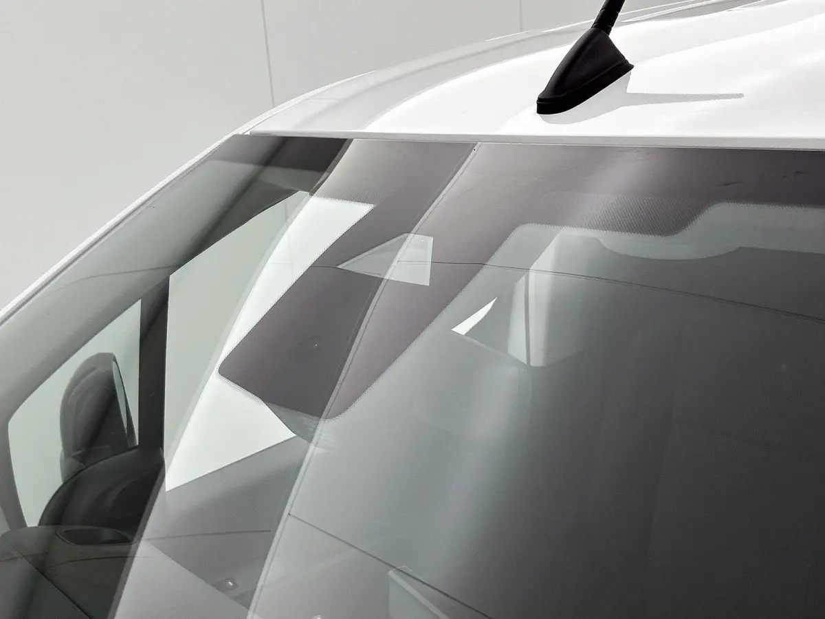 136pk L2 50 kWh Automaat | Tot 8 Jaar Garantie | Houten-Vloer | Navigatie | Airco | Cruise Control | Dodehoekdetectie | Full-LED | Camera | Apple Carplay/Android Auto |