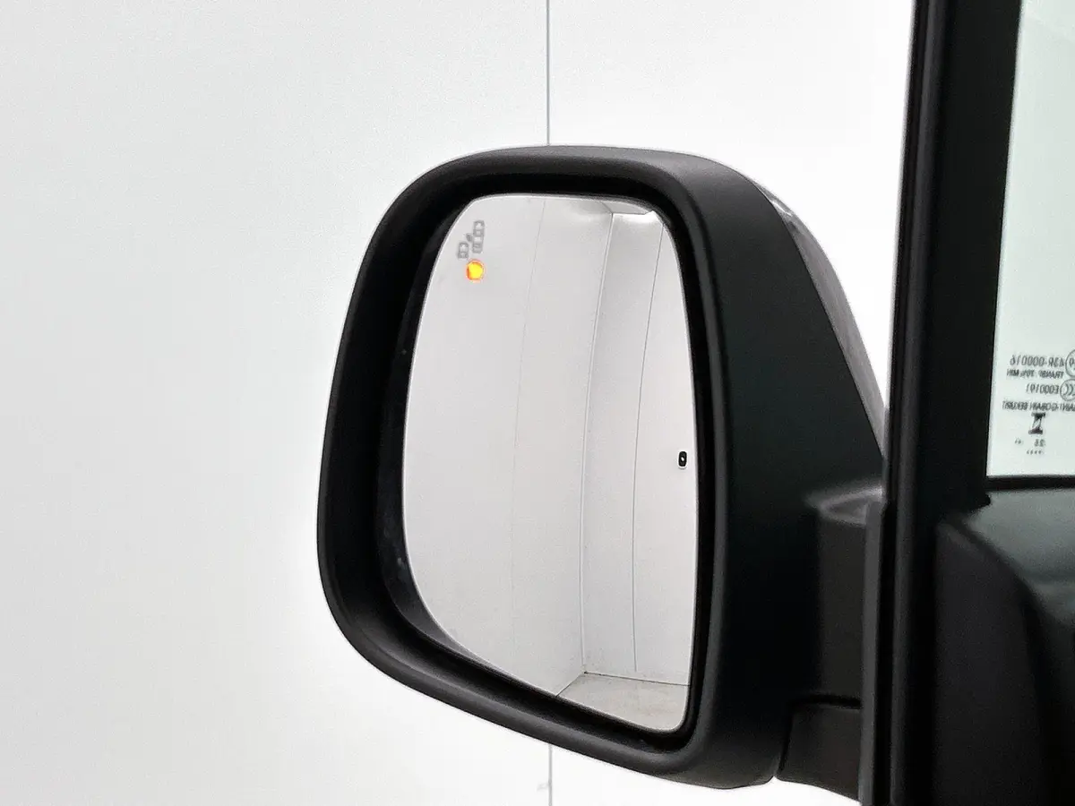 136pk L2 50 kWh Automaat | Tot 8 Jaar Garantie | Houten-Vloer | Navigatie | Airco | Cruise Control | Dodehoekdetectie | Full-LED | Camera | Apple Carplay/Android Auto |