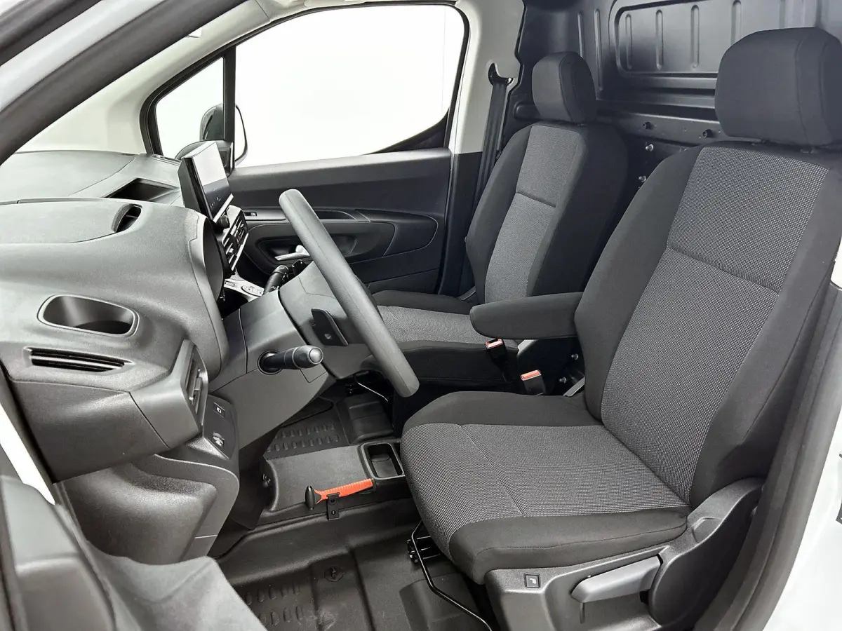 136pk L2 50 kWh Automaat | Tot 8 Jaar Garantie | Houten-Vloer | Navigatie | Airco | Cruise Control | Dodehoekdetectie | Full-LED | Camera | Apple Carplay/Android Auto |