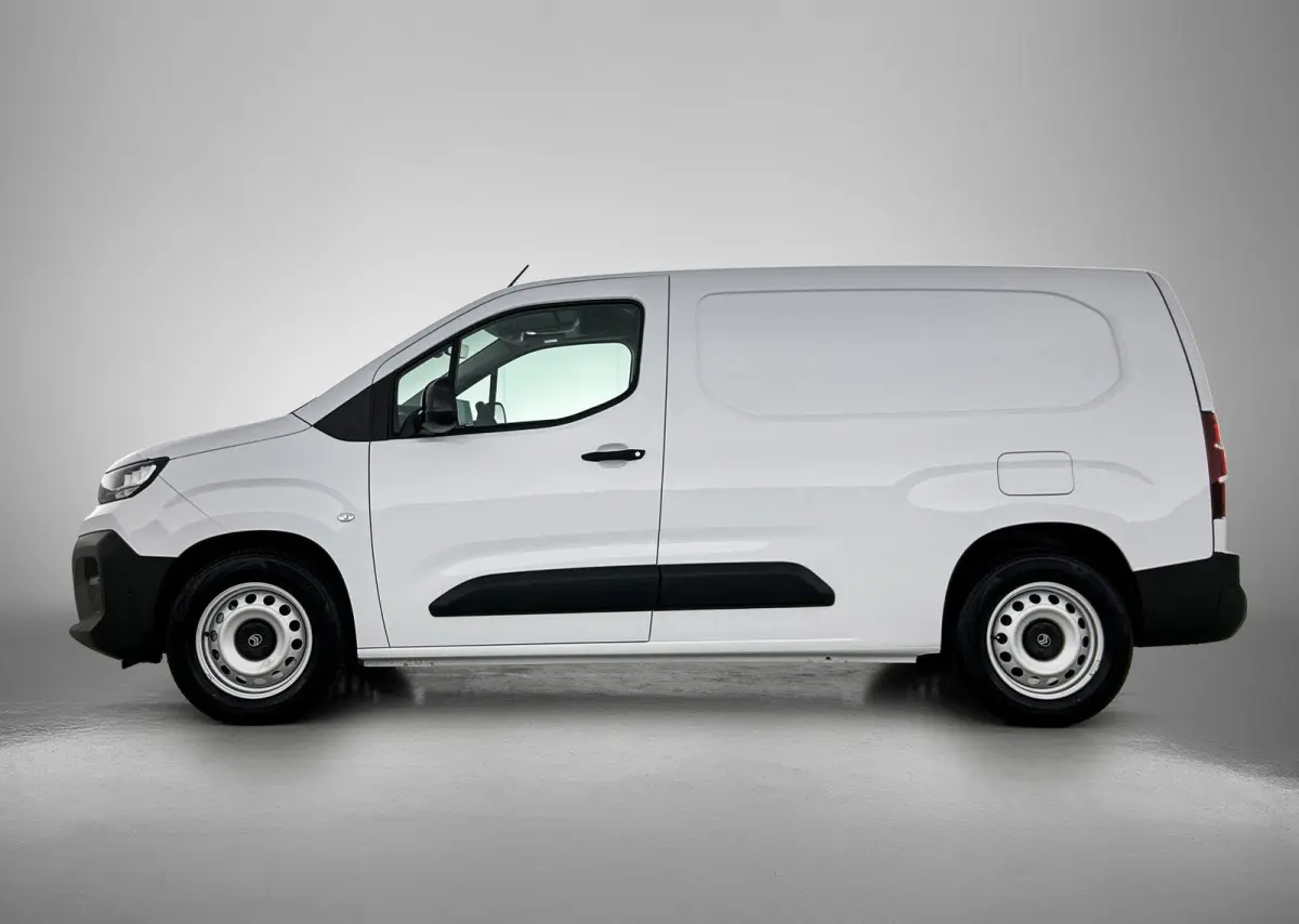 136pk L2 50 kWh Automaat | Tot 8 Jaar Garantie | Houten-Vloer | Navigatie | Airco | Cruise Control | Dodehoekdetectie | Full-LED | Camera | Apple Carplay/Android Auto |