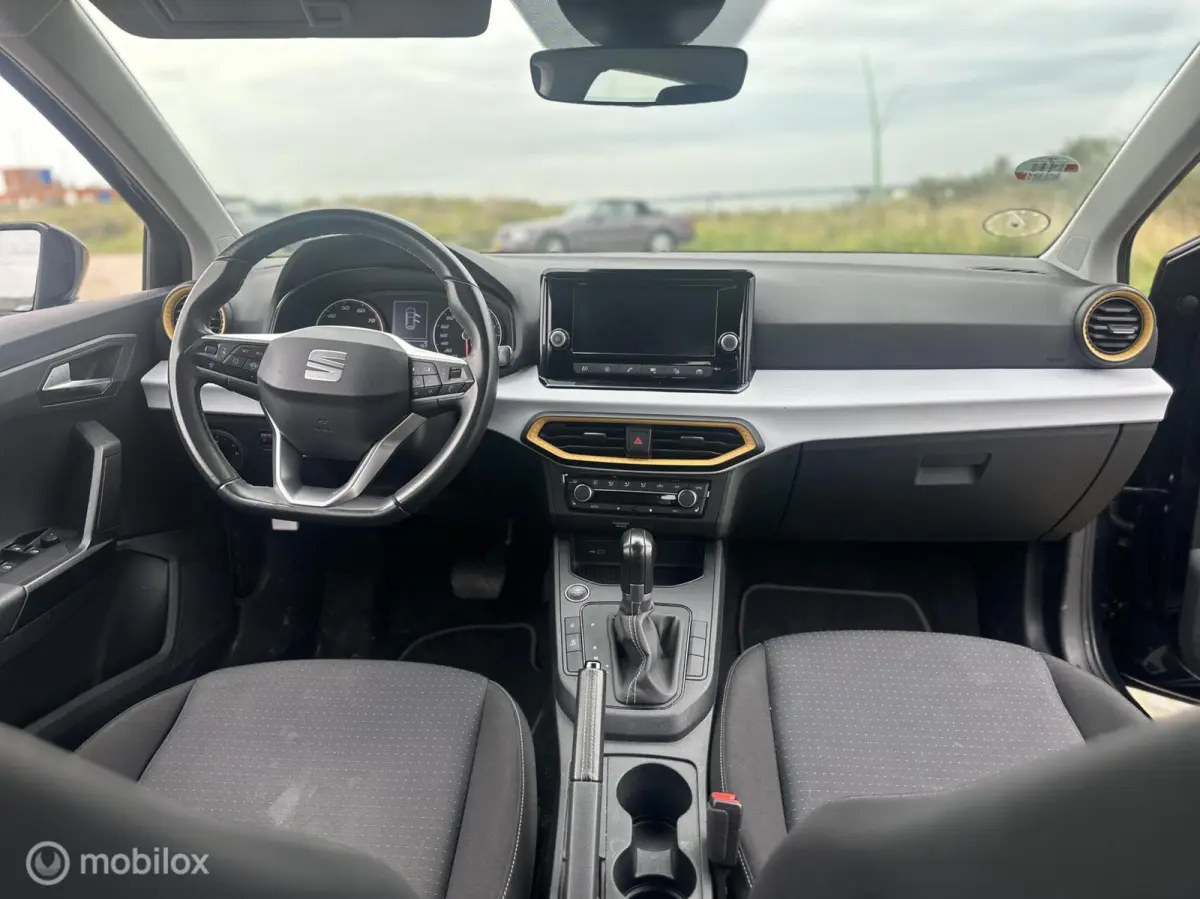 1.0TSI | Aut | PDC | Facelift | Led | Stoelverwarming | Carplay