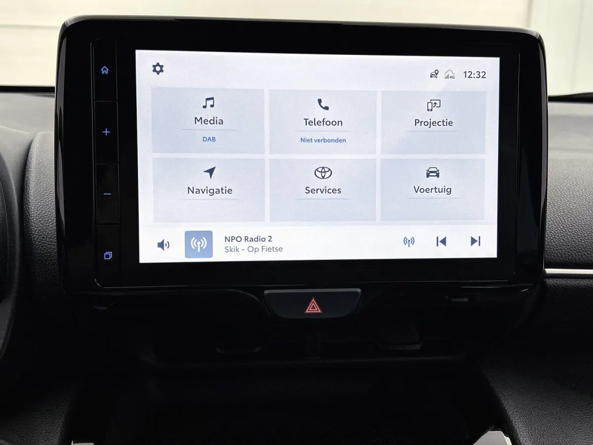 1.5 115pk Hybrid Dynamic Automaat | 1ste Eigenaar | Navigatie | Adaptieve Cruise Control | LED | 17"LMV | Parkeersensoren | Keyless Entry/Start |