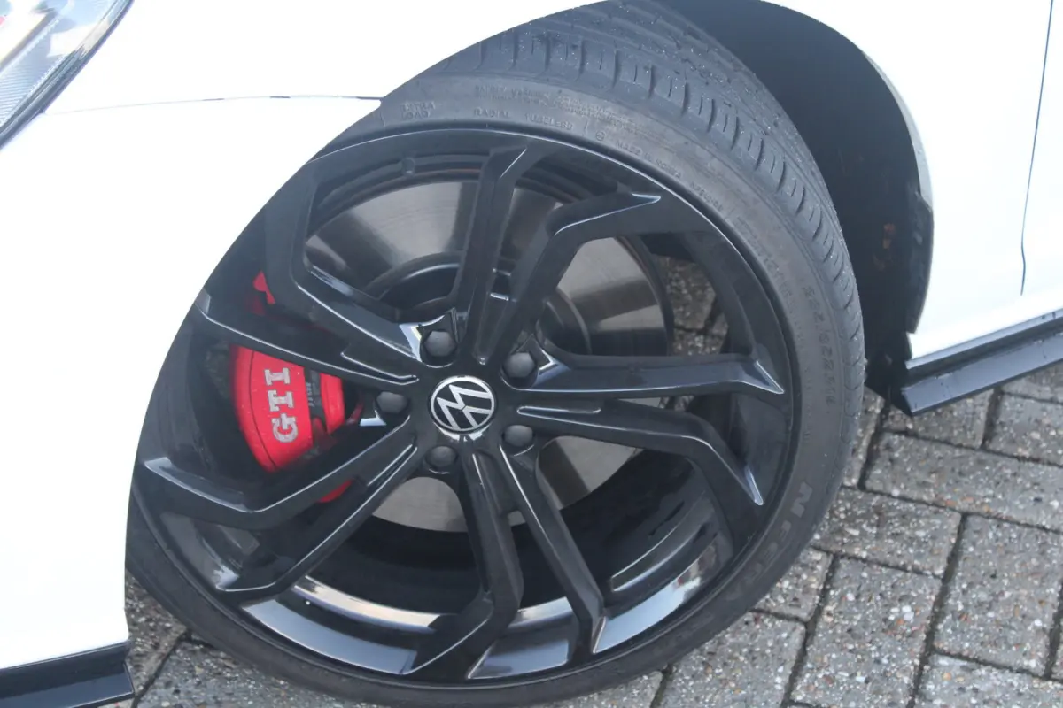 2.0 TSI GTI TCR | Dynaudio | DCC | ACC| Camera | 1e Lak