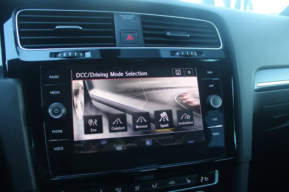2.0 TSI GTI TCR | Dynaudio | DCC | ACC| Camera | 1e Lak