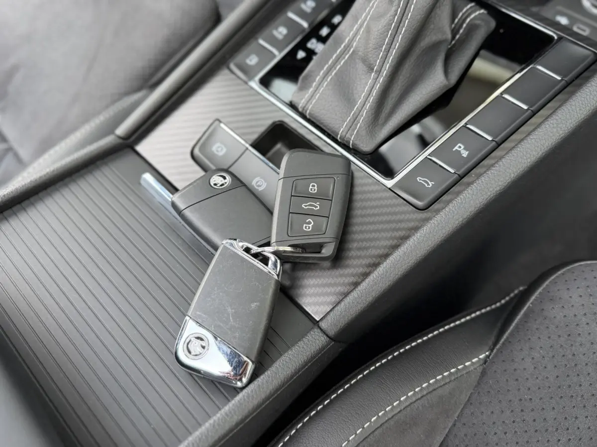 1.4 TSI iV Sportline Business Panodak|SOH 89%