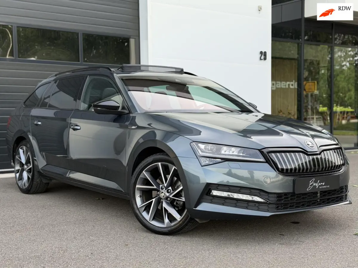 1.4 TSI iV Sportline Business Panodak|SOH 89%