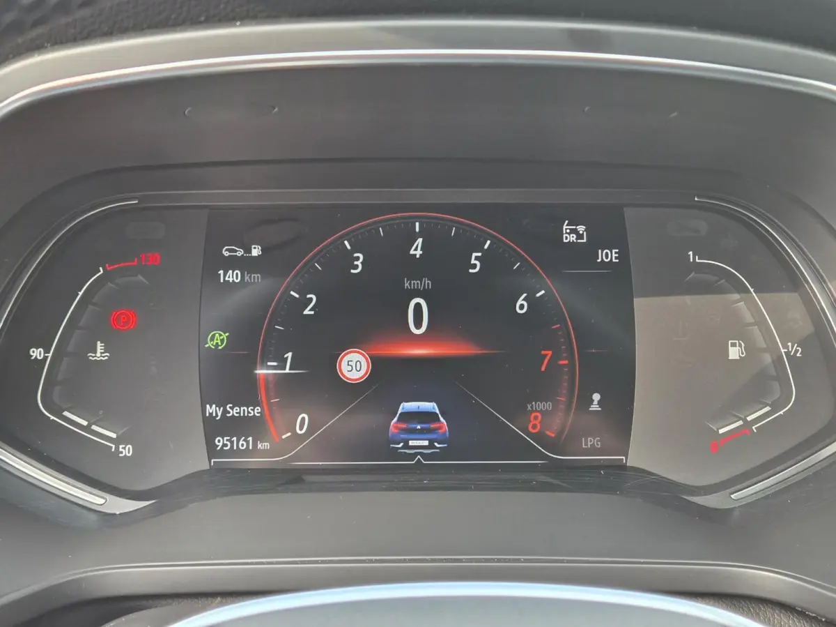 1.0TCe 100 Bi-Fuel | Camera | Stoelverwarming | Dode hoek detectie | Rijklaarprijs