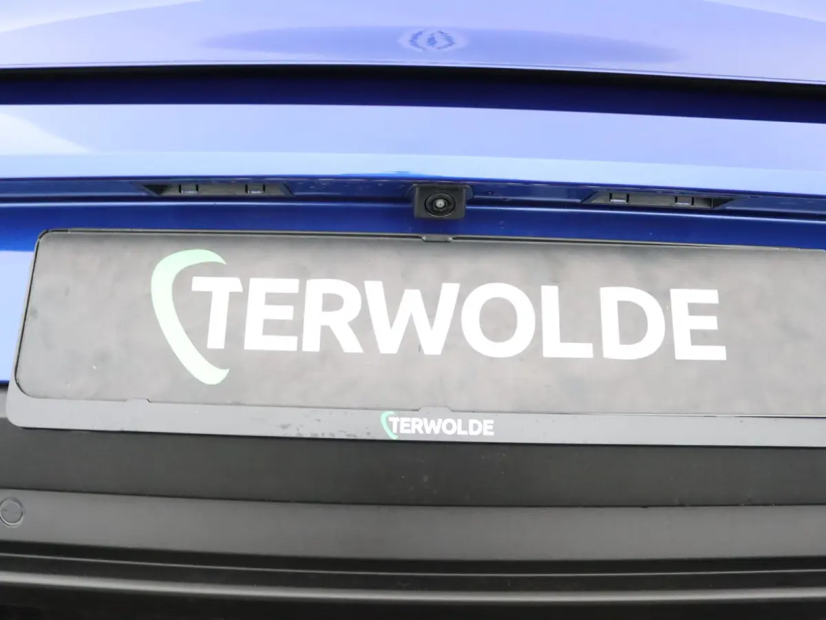 techno full hybrid E-Tech 160 pk | pack winter, safety & parking | all-season banden | verlenging connected services openR link met twee jaar |