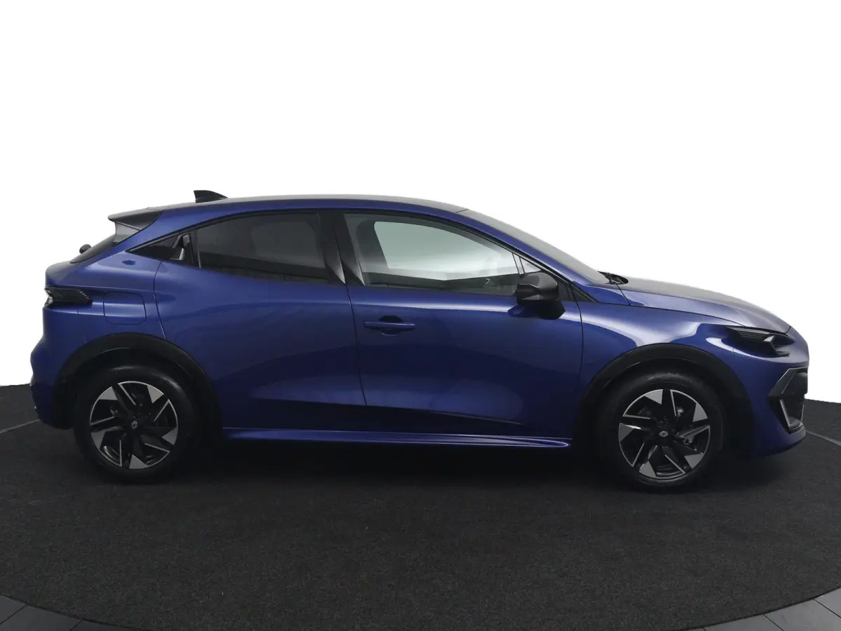 techno full hybrid E-Tech 160 pk | pack winter, safety & parking | all-season banden | verlenging connected services openR link met twee jaar |