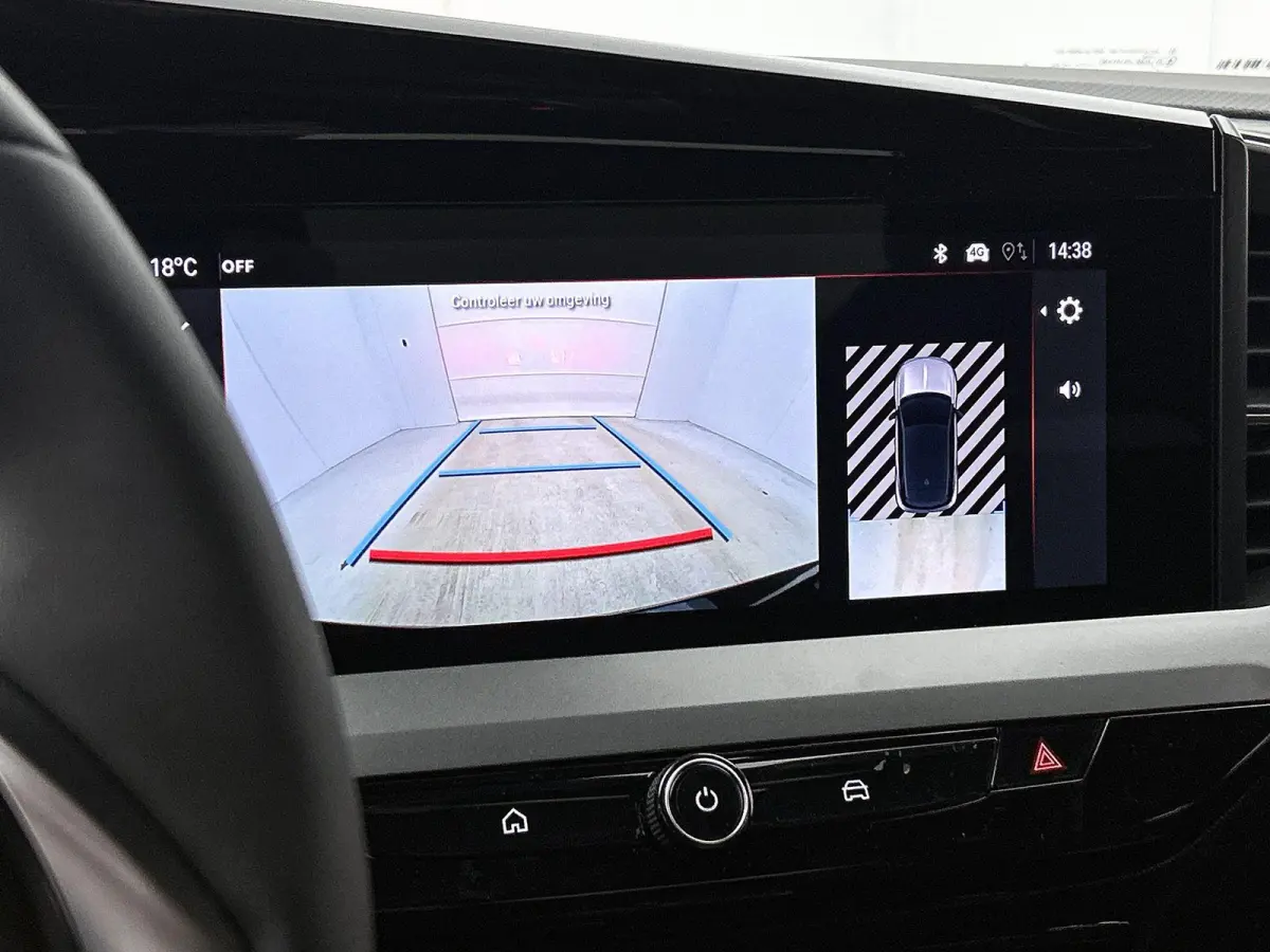 1.2 145pk Hybrid Ultimate Automaat | Tot 8 Jaar Garantie | Elektrisch Verstelb. Bestuurdersstoel | Adaptieve Cruise Control | Dodehoekdetectie | Stoel-/Stuurverwarming | Camera | Keyless Ent