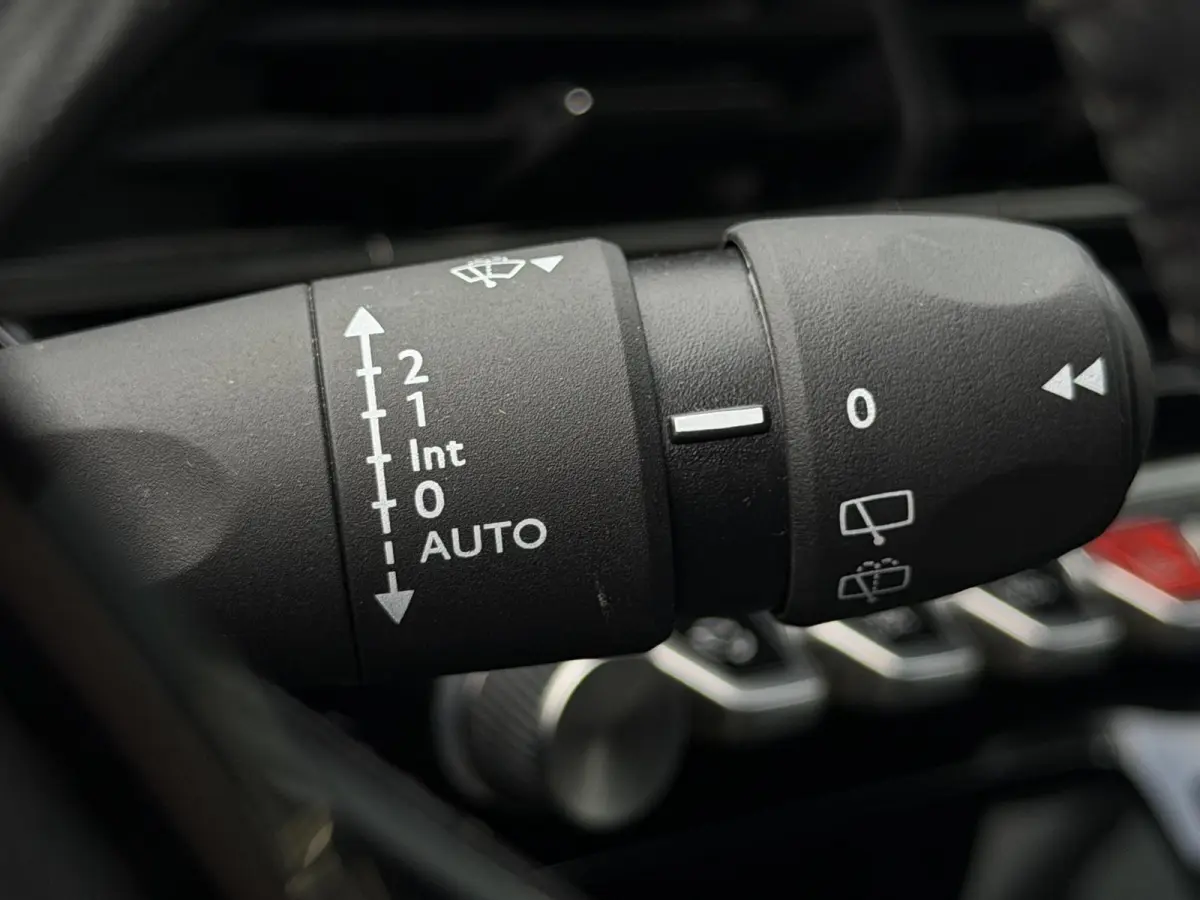 1.2 PureTech 100 Allure Cruise | Clima | Carplay | PDC ( Vestiging - Nieuwegein )