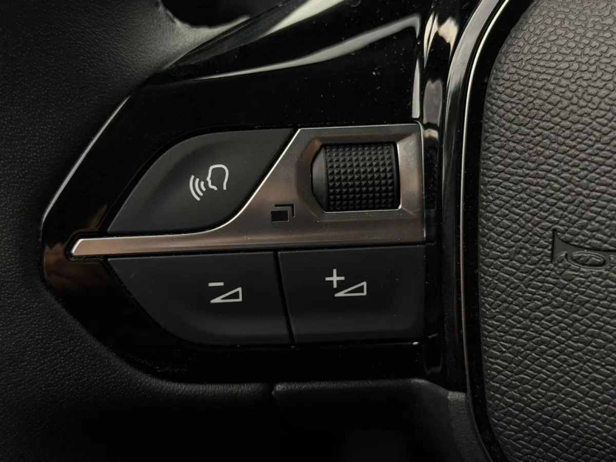 1.2 PureTech 100 Allure Cruise | Clima | Carplay | PDC ( Vestiging - Nieuwegein )