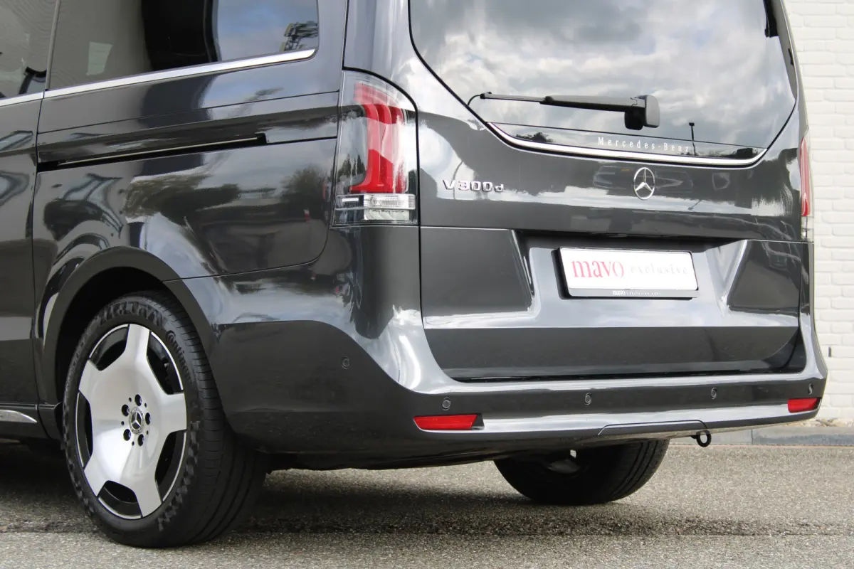 300d / AMG / Exclusive / 7-Pers / Pano / Luchtv / Elec Stoel / Burmester / Vol Opties / NIEUW!!
