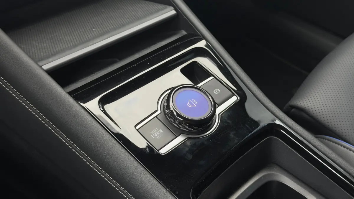 1.5 eHybrid 272pk R-Line Edition | SOH: 100% | Trekhaak | Panoramadak | 360 Camera | Harman/Kardon Audio | Adaptive Cruise | Leder |