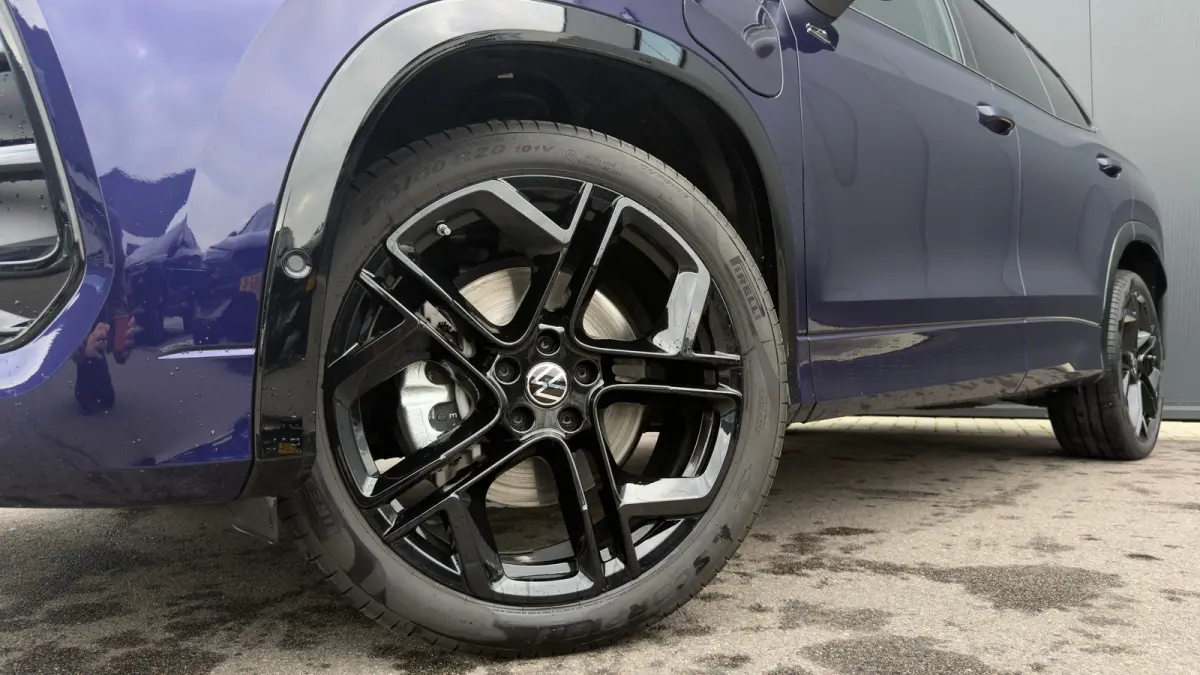 1.5 eHybrid 272pk R-Line Edition | SOH: 100% | Trekhaak | Panoramadak | 360 Camera | Harman/Kardon Audio | Adaptive Cruise | Leder |