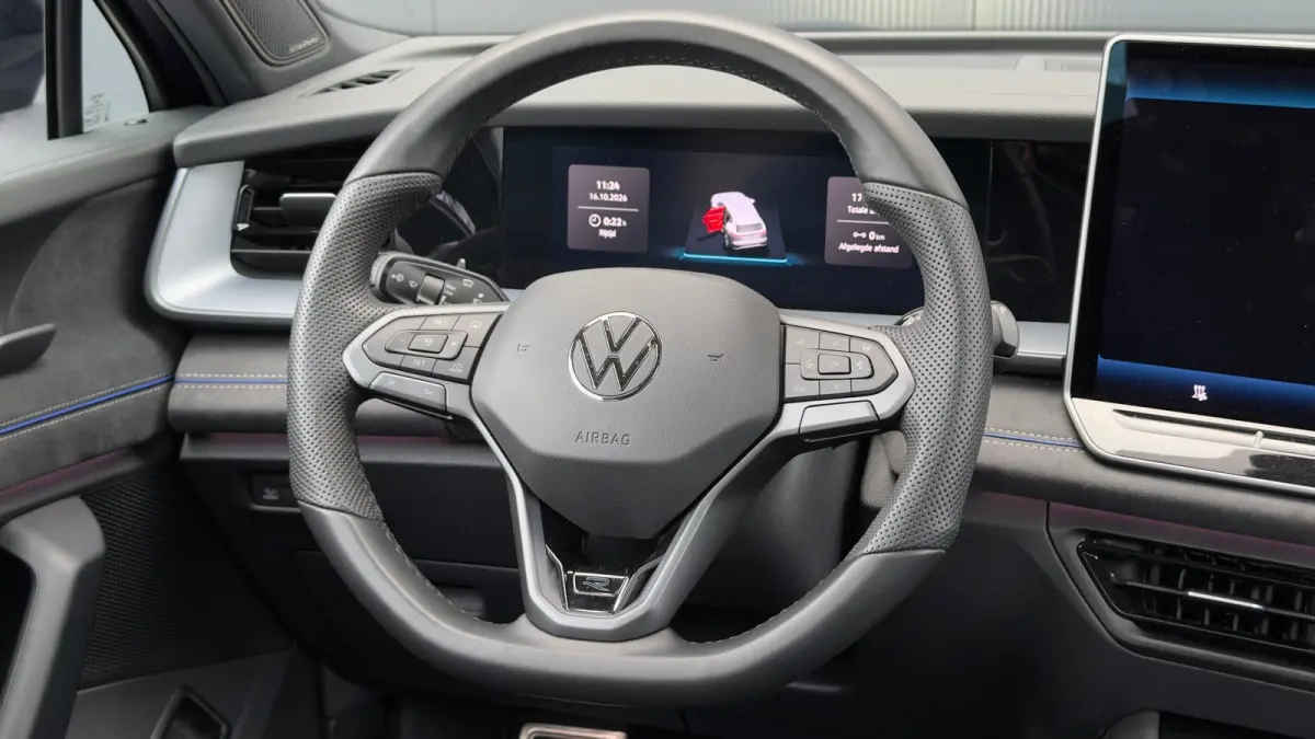 1.5 eHybrid 272pk R-Line Edition | SOH: 100% | Trekhaak | Panoramadak | 360 Camera | Harman/Kardon Audio | Adaptive Cruise | Leder |