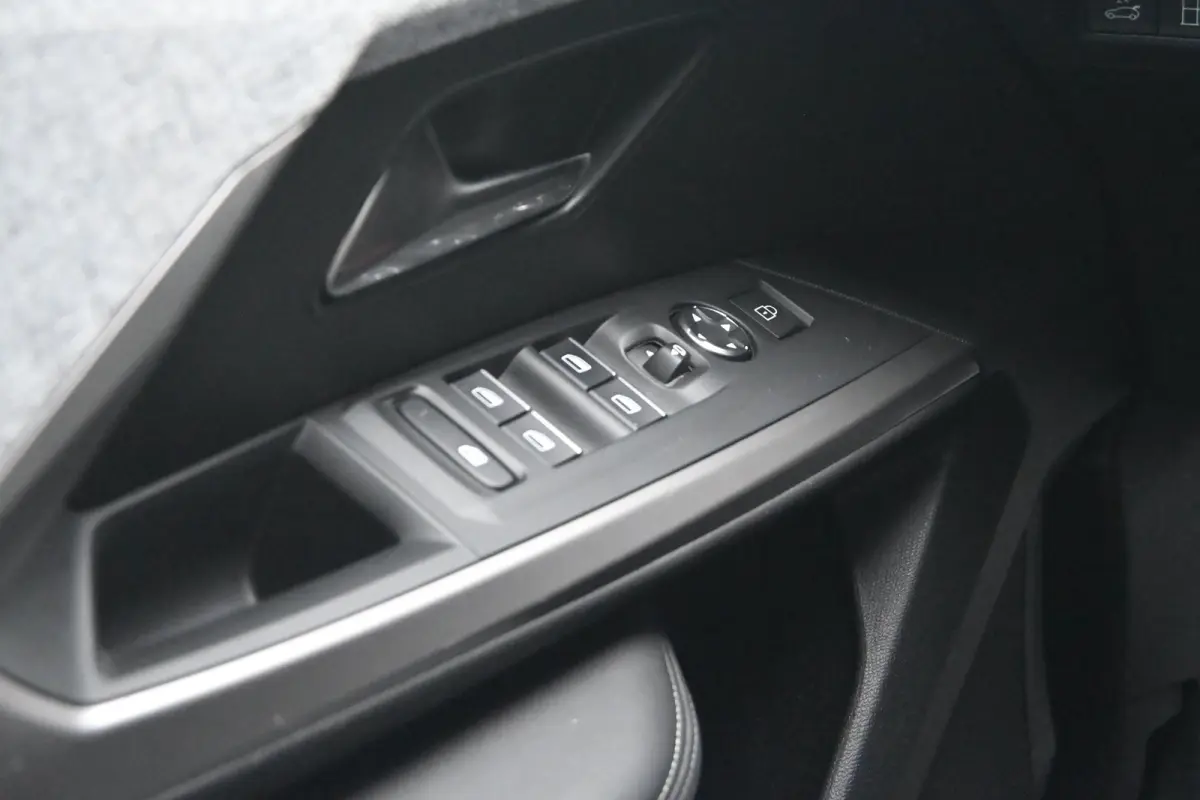 1.6 plug-in Hybrid 225 GT Tot 8 Jaar Garantie! | 7,4kW Lader | Adaptive Cruise | 360 Camera | LED-Matrix | Elektr. Achterklep | !!