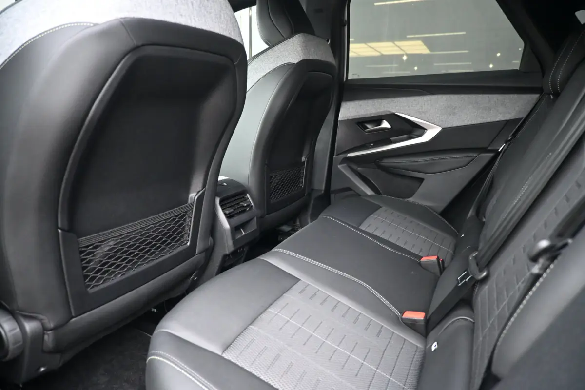 1.6 plug-in Hybrid 225 GT Tot 8 Jaar Garantie! | 7,4kW Lader | Adaptive Cruise | 360 Camera | LED-Matrix | Elektr. Achterklep | !!