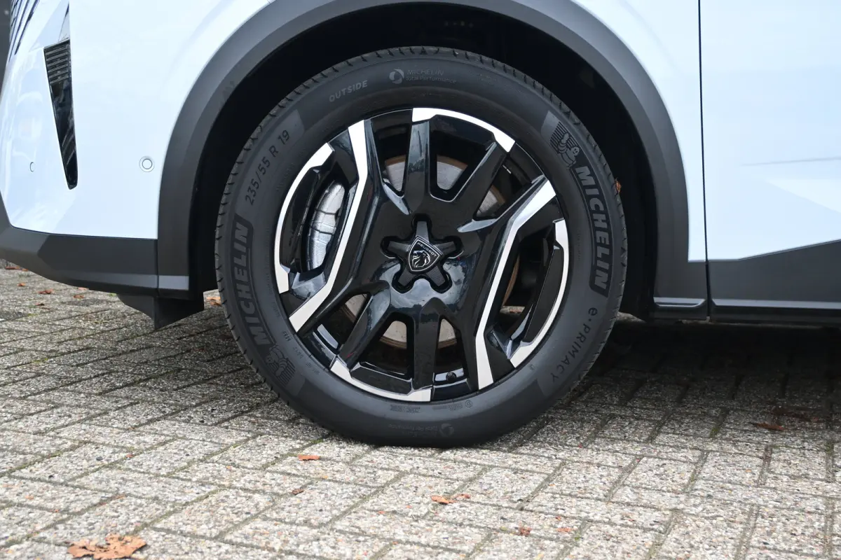 1.6 plug-in Hybrid 225 GT Tot 8 Jaar Garantie! | 7,4kW Lader | Adaptive Cruise | 360 Camera | LED-Matrix | Elektr. Achterklep | !!