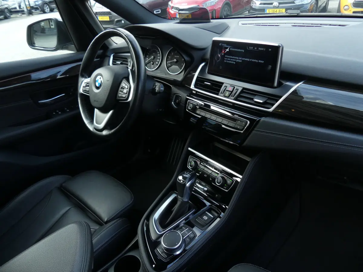 225xe iPerformance Centennial High Executive