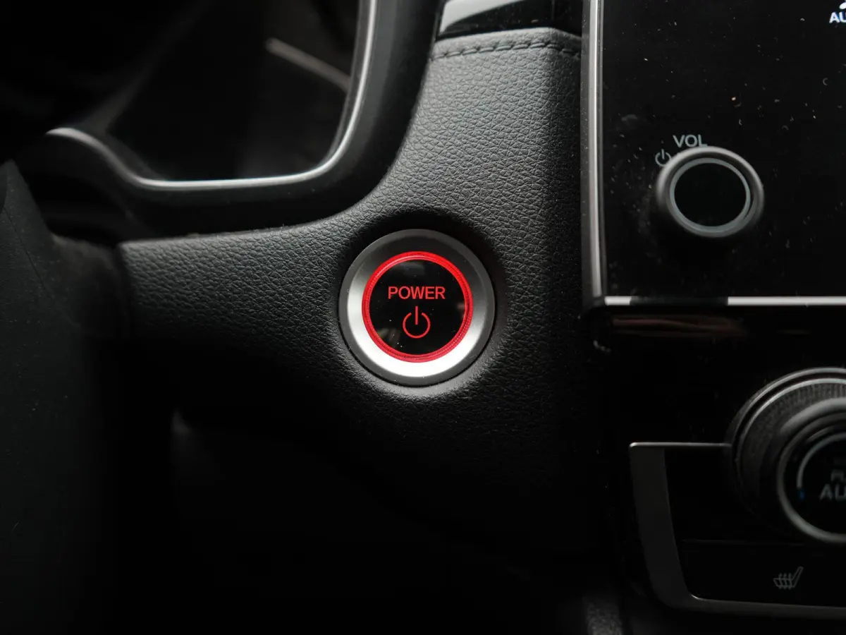 2.0 Hybrid AWD Lifestyle | AUTOMAAT | TREKHAAK | AWD | VIRTUEEL | STOELVERWARMING | ADAPTIEVE CRUISE | CLIMA | NAVIGATIE | 12 MAANDEN BOVAG GARANTIE |