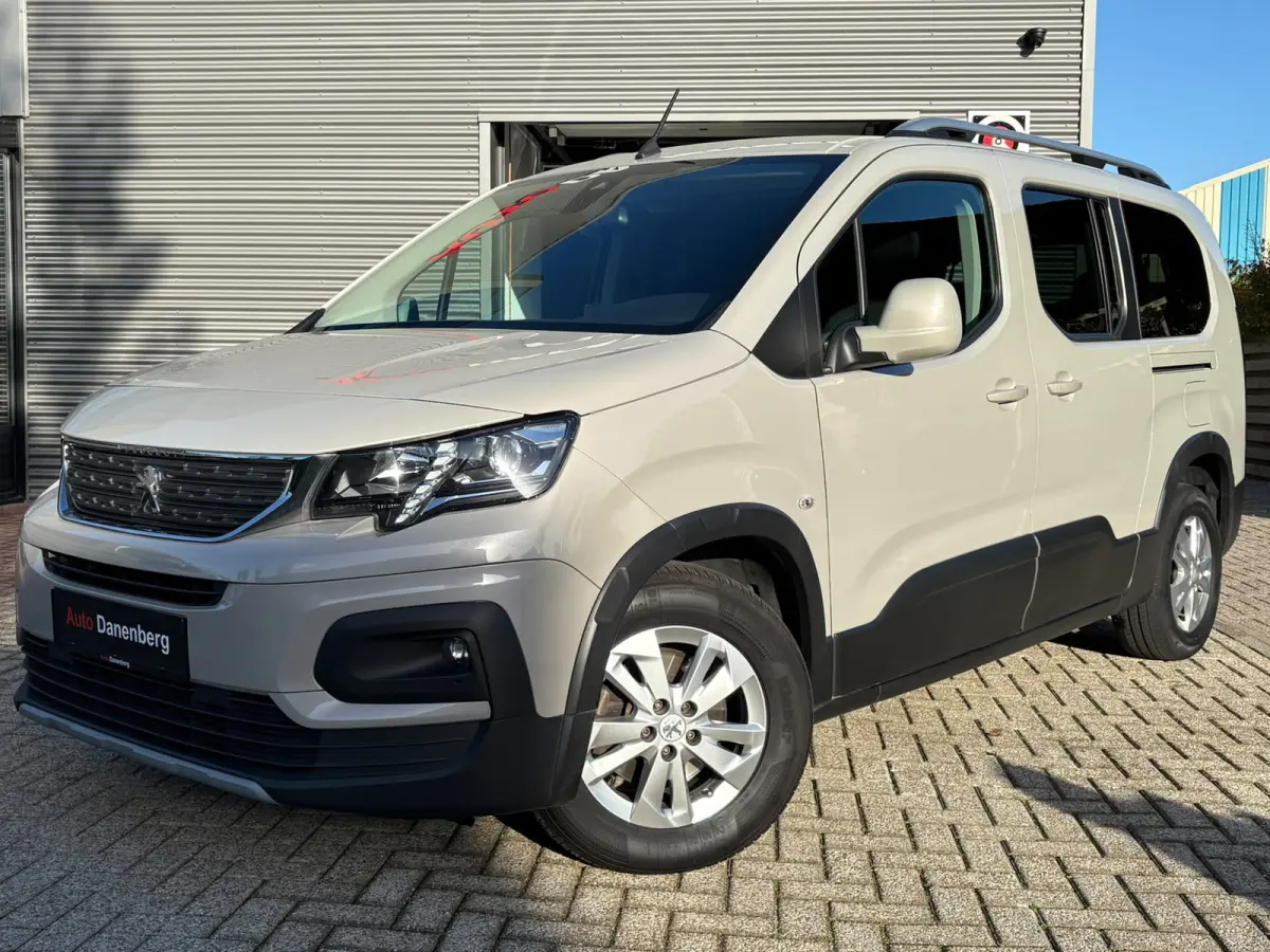Long 1.2 Puretech Long Allure 7p. AUTOMAAT-GARANTIE, TREKHAAK