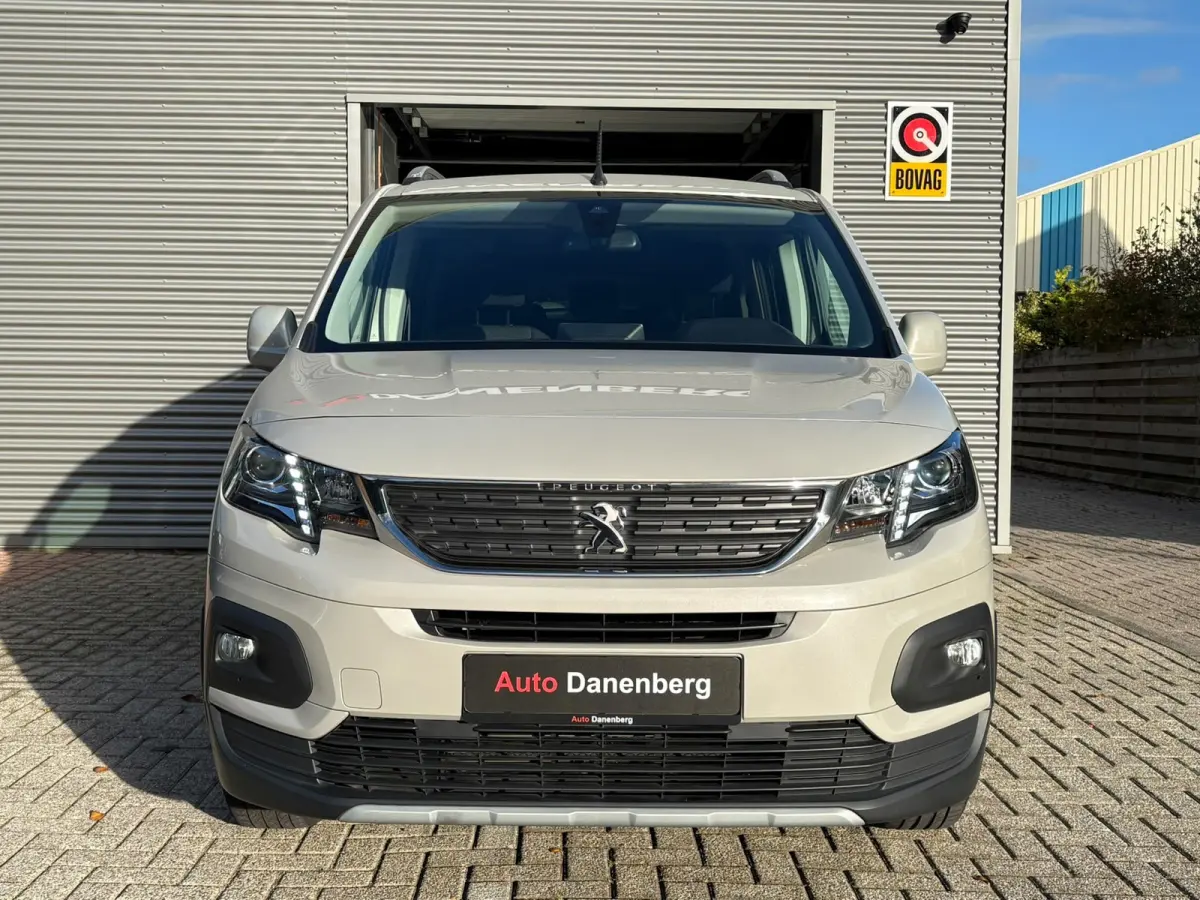 Long 1.2 Puretech Long Allure 7p. AUTOMAAT-GARANTIE, TREKHAAK