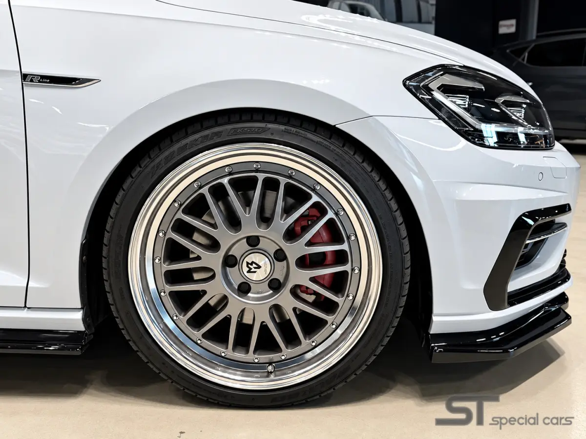 1.5 TSI Highline ACT R-Line|Pano|Dynaudio