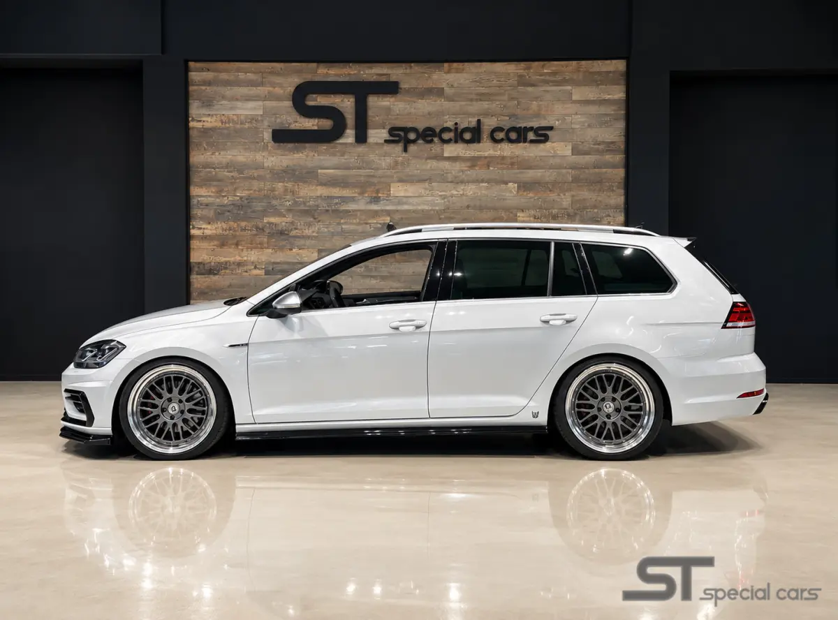 1.5 TSI Highline ACT R-Line|Pano|Dynaudio