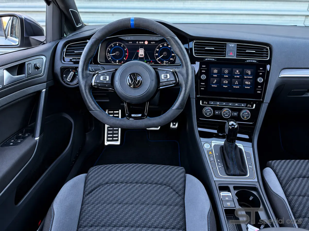 1.5 TSI Highline ACT R-Line|Pano|Dynaudio