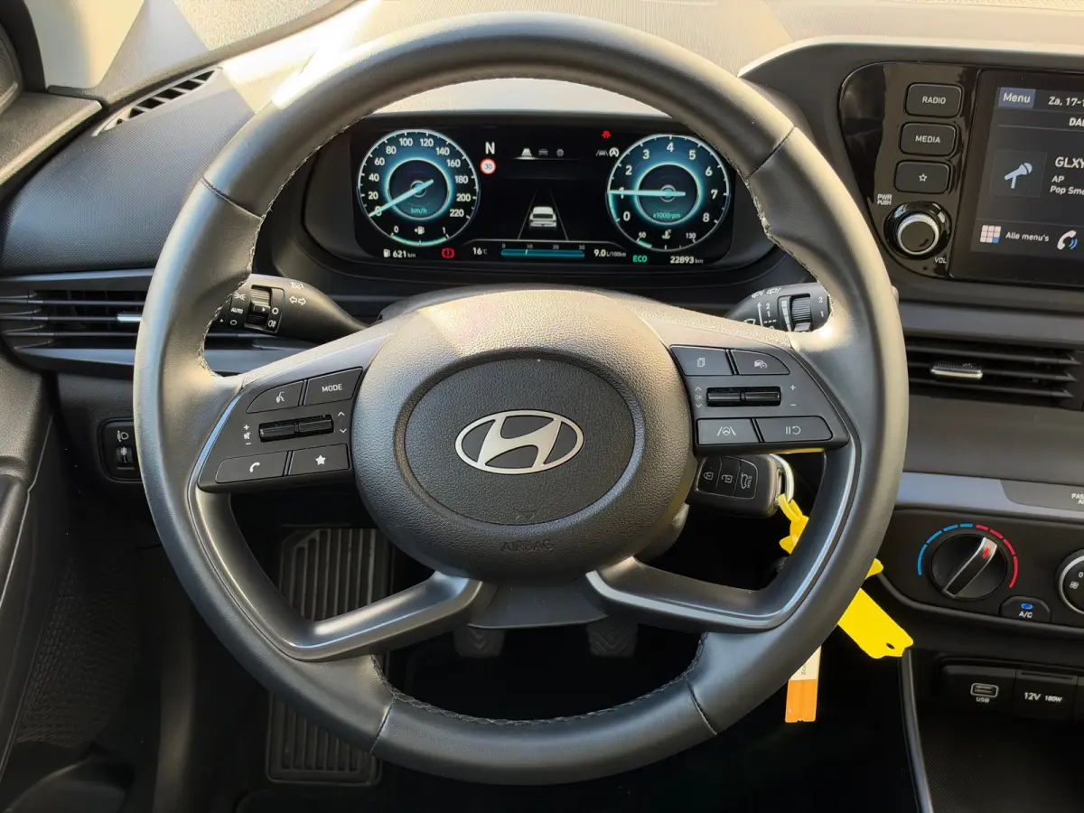 1.0 T-GDI 100pk Comfort | Airco | Camera | Carplay | Cruise control | Dodehoek detectie | Navigatie | Parkeersensoren | Digitaal cockpit | Lichtmetalen velgen
