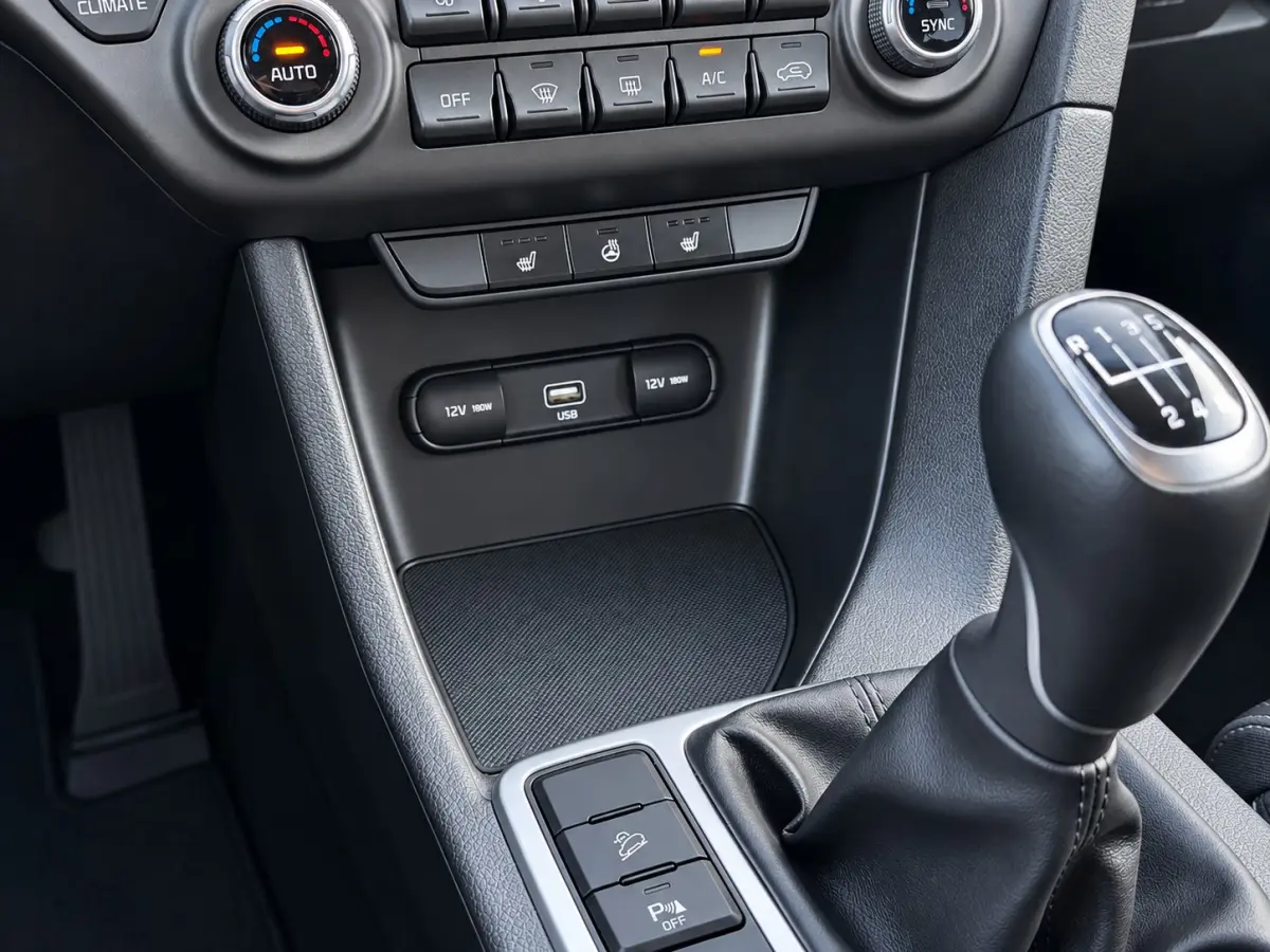 1.6 GDI DynamicLine | Apple Carplay/Android | Cruise control | Camera | Climate control | Led