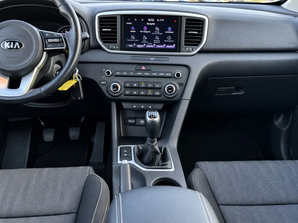 1.6 GDI DynamicLine | Apple Carplay/Android | Cruise control | Camera | Climate control | Led