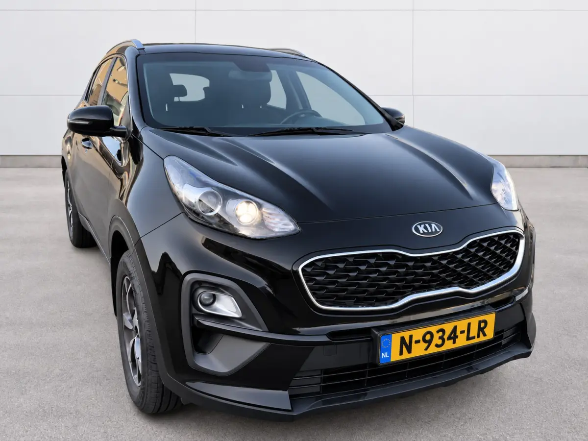 1.6 GDI DynamicLine | Apple Carplay/Android | Cruise control | Camera | Climate control | Led