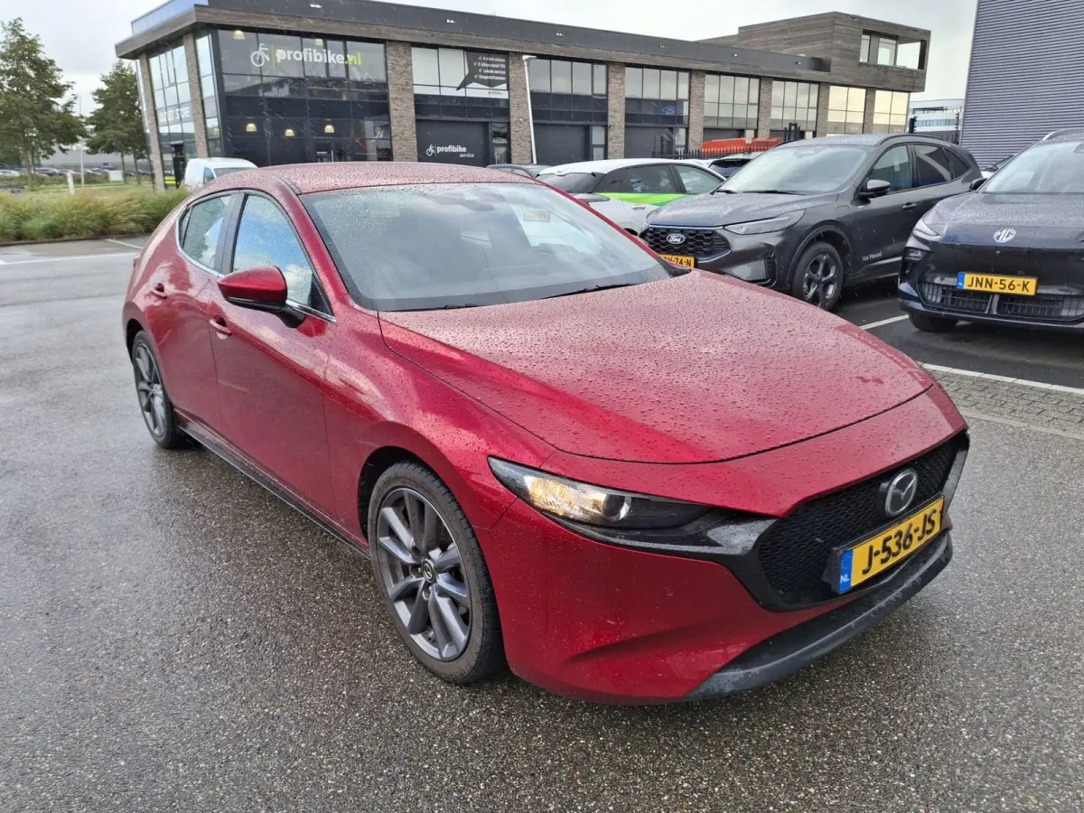 2.0 e-SkyActiv-X M Hybrid 180 Comfort met Bose