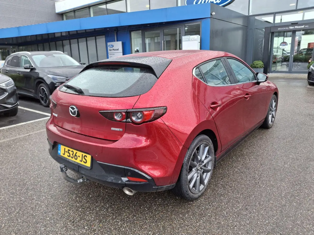 2.0 e-SkyActiv-X M Hybrid 180 Comfort met Bose