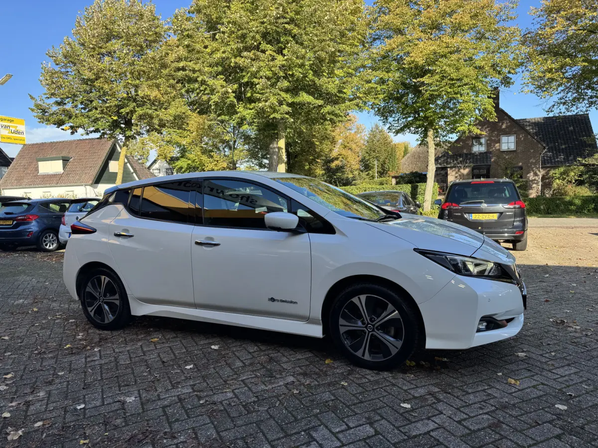 N-Connecta 40 kWh SOH 84% Navi Camera Carplay