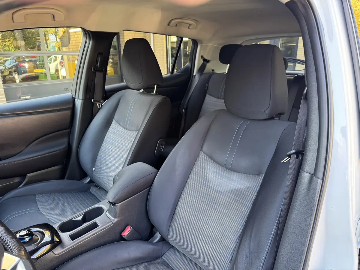 N-Connecta 40 kWh SOH 84% Navi Camera Carplay