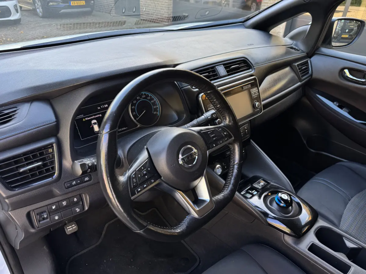 N-Connecta 40 kWh SOH 84% Navi Camera Carplay