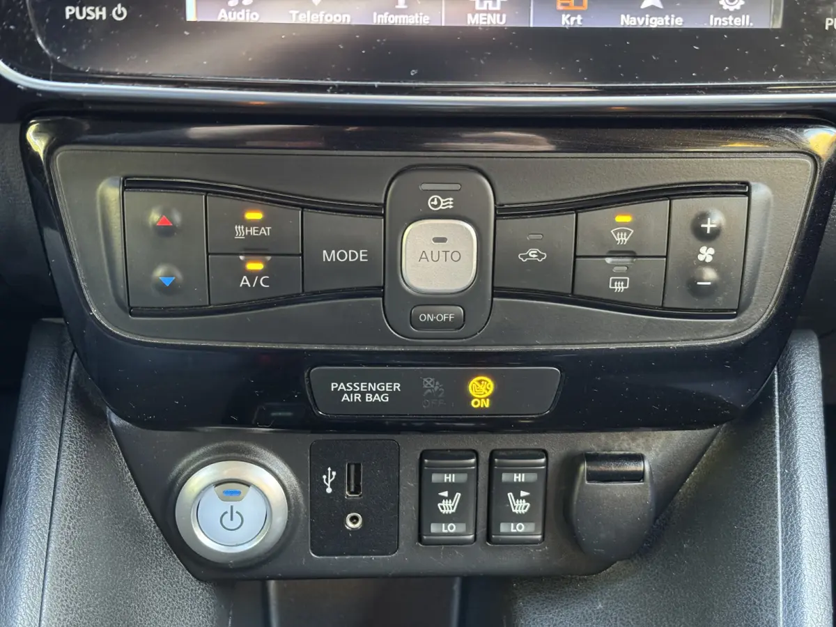 N-Connecta 40 kWh SOH 84% Navi Camera Carplay