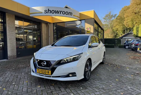 N-Connecta 40 kWh SOH 84% Navi Camera Carplay