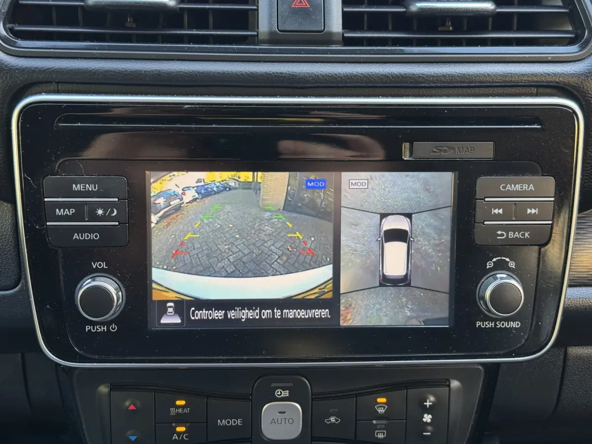 N-Connecta 40 kWh SOH 84% Navi Camera Carplay