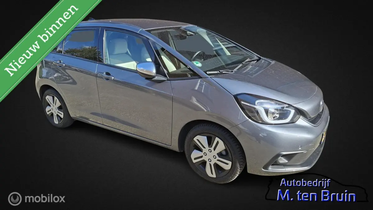 1.5 e:HEV Executive NAVI / All Weather Banden