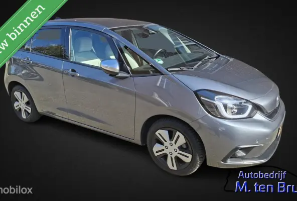 1.5 e:HEV Executive NAVI / All Weather Banden