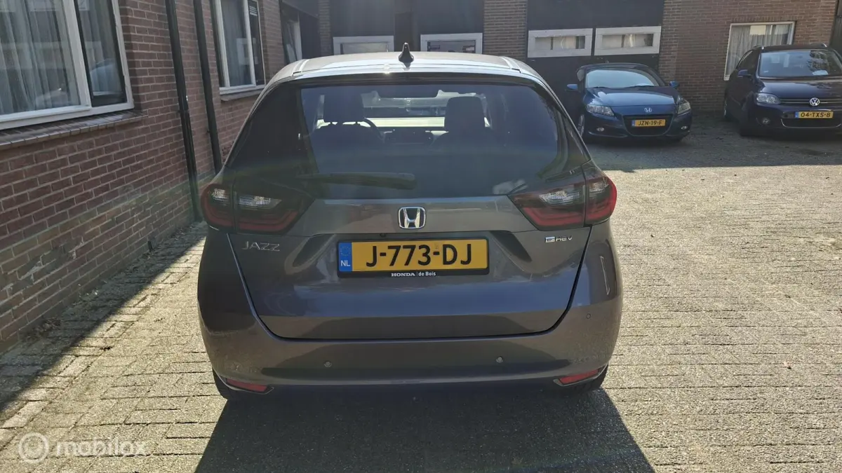 1.5 e:HEV Executive All Weather Banden