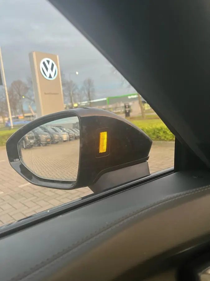 GT 93 kWh VERWACHT | PANORAMADAK | STOELVENTILATIE & VERWARMING | 360 CAMERA | BANG & OLUFSEN | VIRTUEEL | BTW | RS-SEATS | ELEKTRISCHE STOEL | NAVIGATIE | 12 MAANDEN BOVAG GARANTIE |