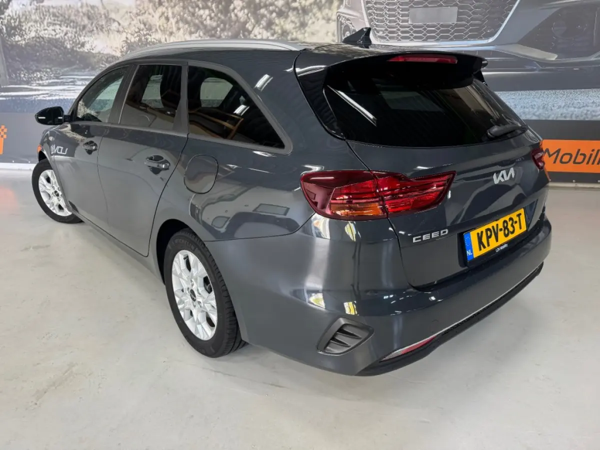 Sportswagon 1.5 T-GDI Vision Sportswagon / 26429 km / Apple carplay / Stuurverwarming / Boekjes ingevuld aanwezig.